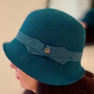 Goorin Bros Teal Cloche Hat with Bow